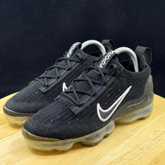 Nike Air VaporMax 2021 Flyknit Womens Size 7.5 US Black Silver Running Shoes - Picture 2 of 9